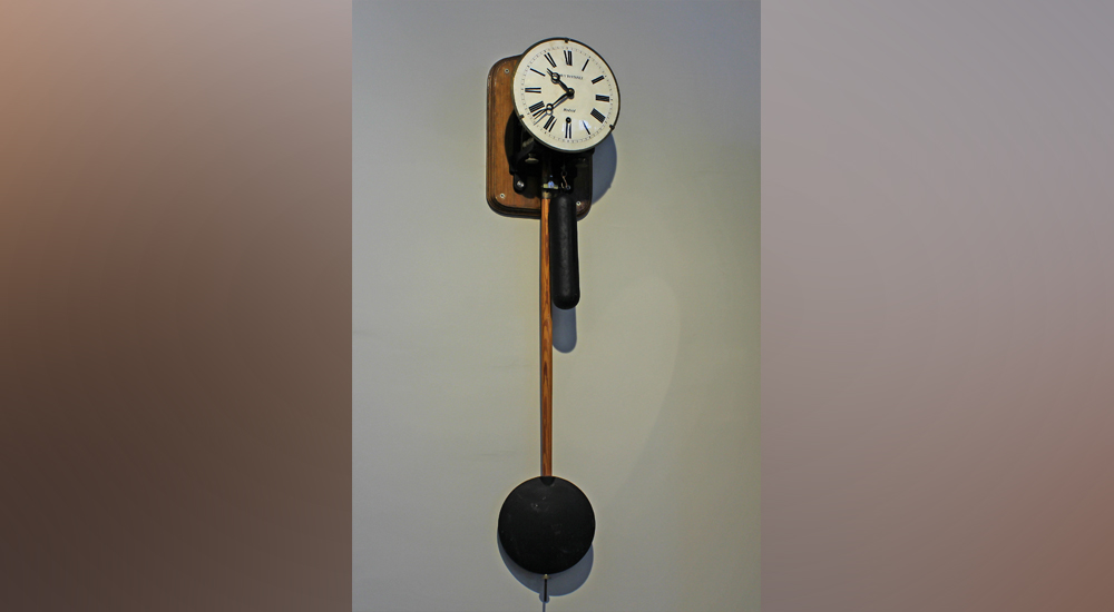 Restauración del reloj-patrón Girod y Fontanez del Museo del Ferrocarril de Madrid